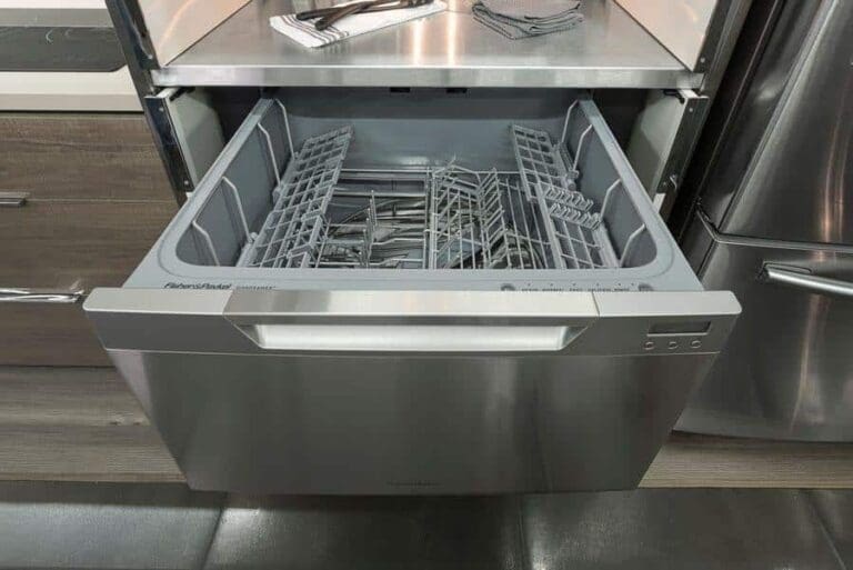 Kitchen Dishwasher