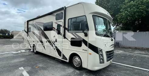 RV Rental: 31' Ace by Thor Motorcoach - Exterior view