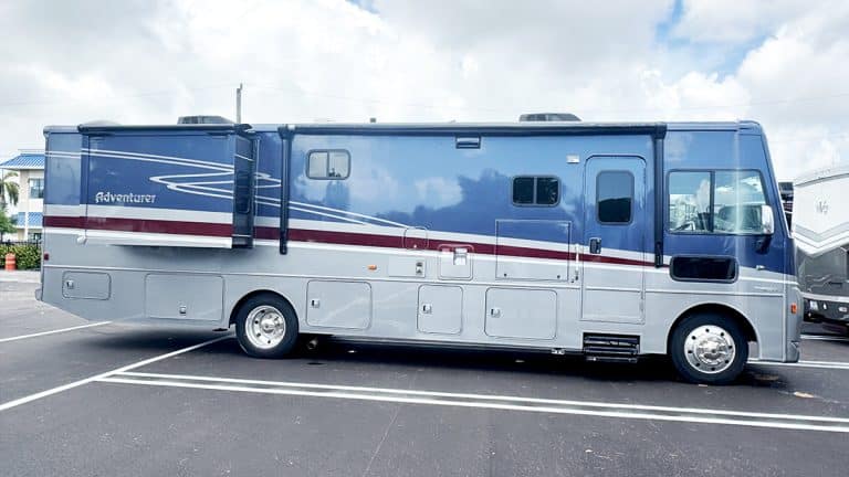 rv-rental-florida-adventurer-winnebago